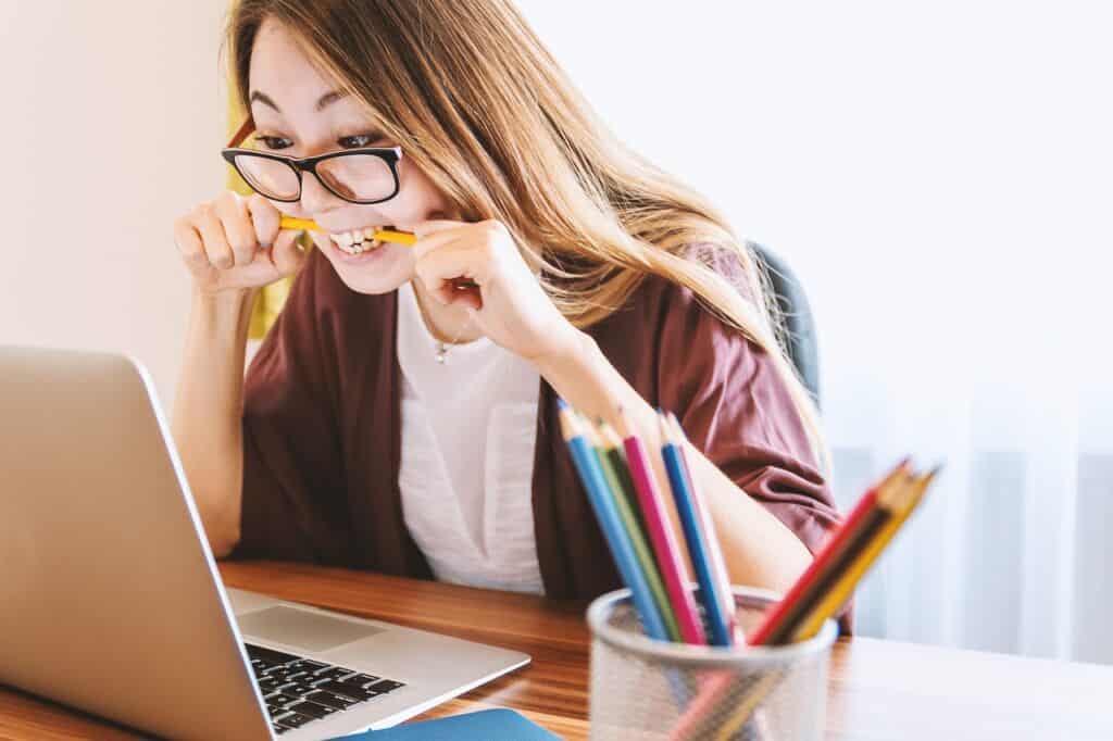 women at a laptop
